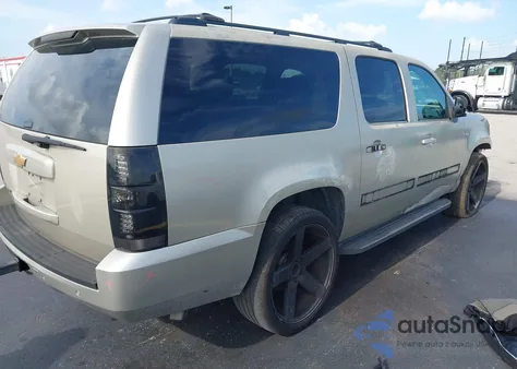 2013 Chevrolet Suburban Lt z USA, uszkodzony, nr VIN 1GNSCJE03DR205223